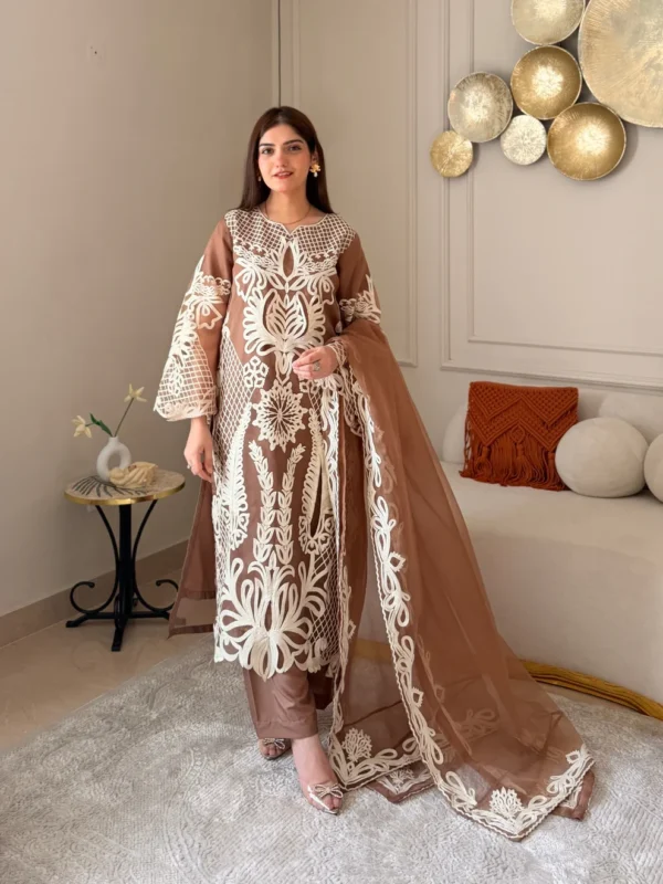 Rimsha Brown Embroidered Organza 3-Piece Luxury Suit - Lubaba Luxury