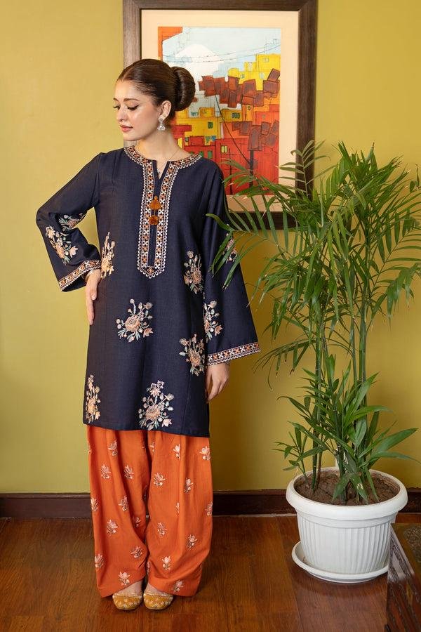 Urgue wear by the gorgeous actress dure fishan front view