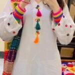 Viral-Mirror-Work-3-PCs-White-Suit-Lawn-Bareeze-GC-A67 close up