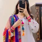 Viral-Mirror-Work-3-PCs-White-Suit-Lawn-Bareeze-GC-A67 front view